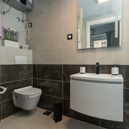 Guest house Tomasi One